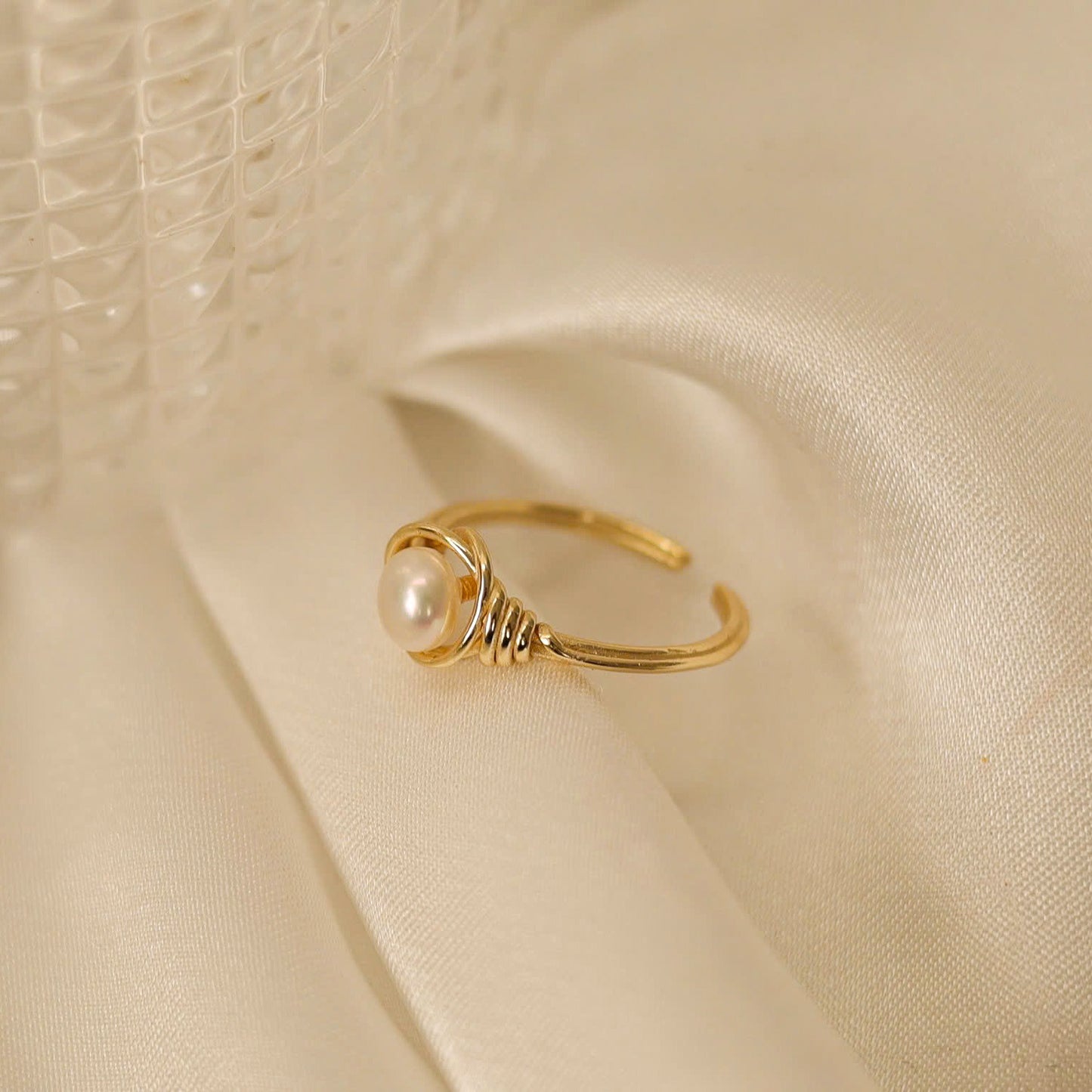 Single Pearl Ring