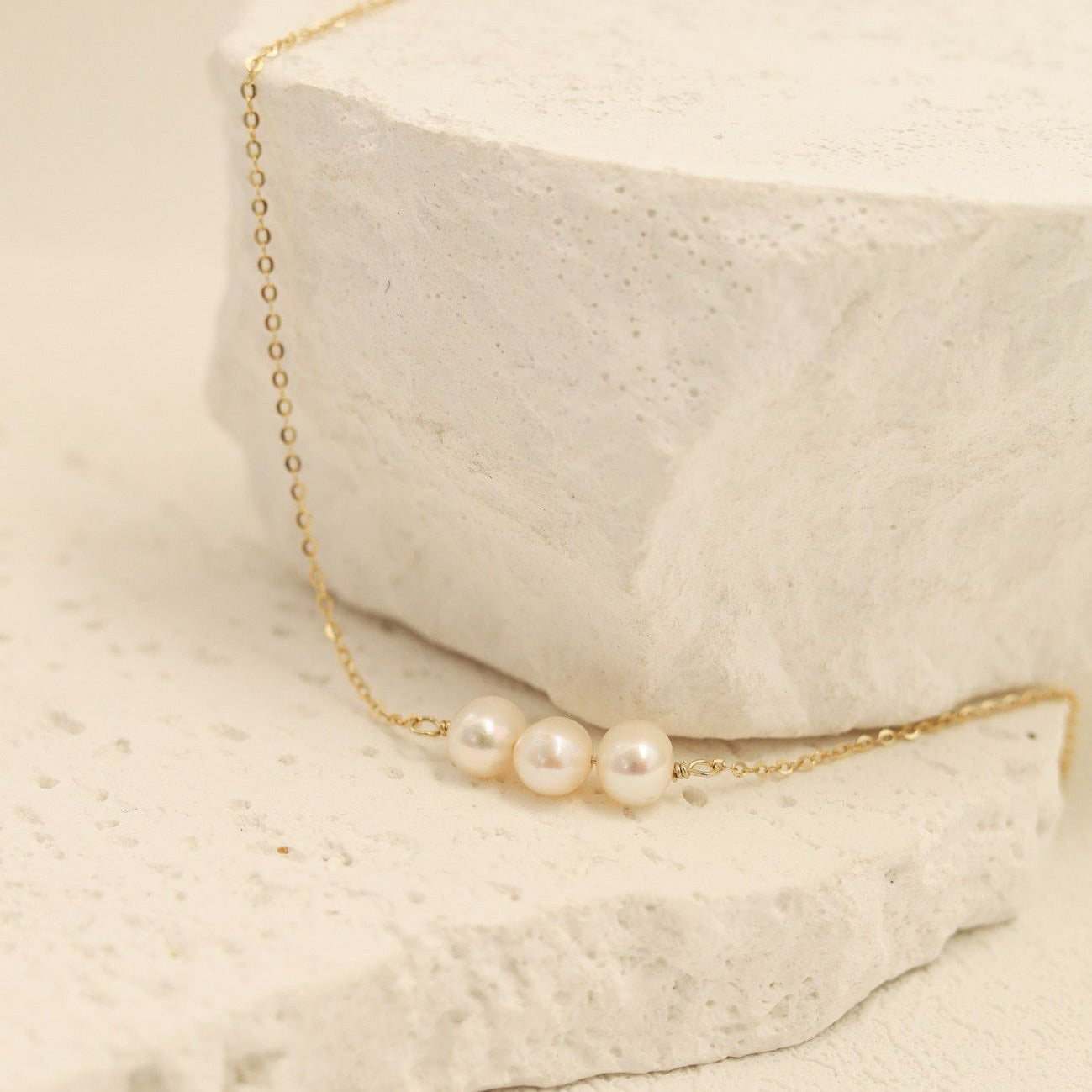 Triple Pearls Pendant Necklace