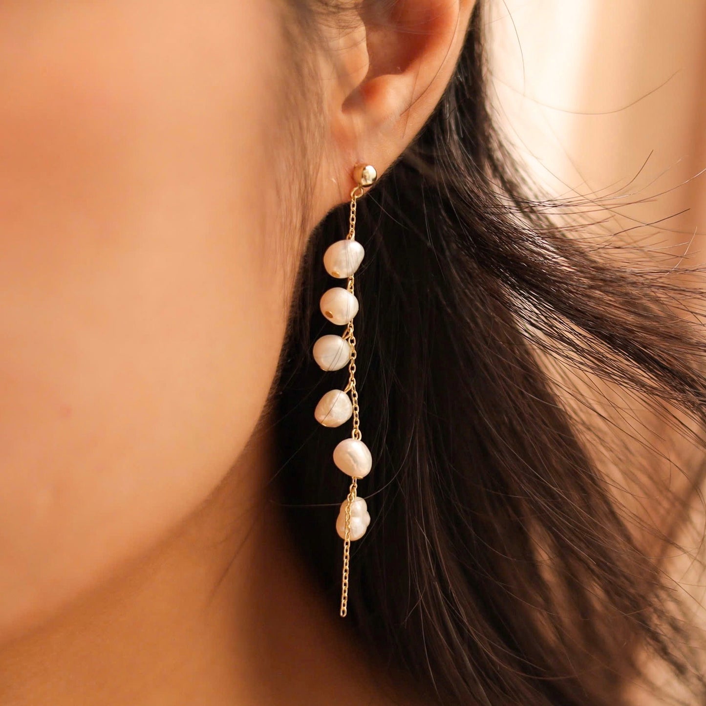 Dangle Mini Pearl Earrings