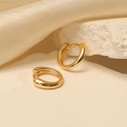 Plain Silver Huggie Earrings