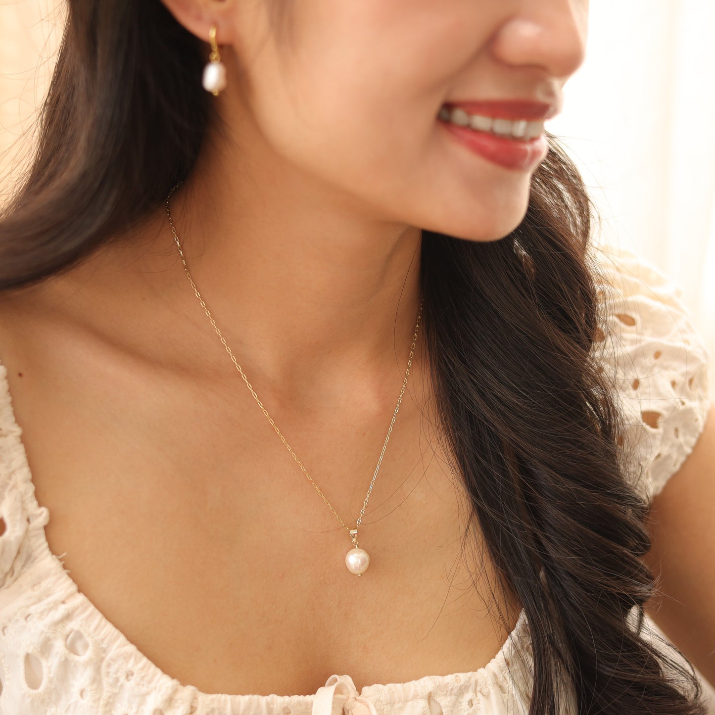 Baroque Pearl Drop Necklace