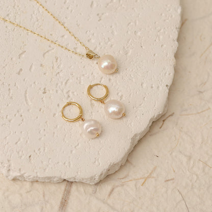 Baroque Pearl Drop Necklace