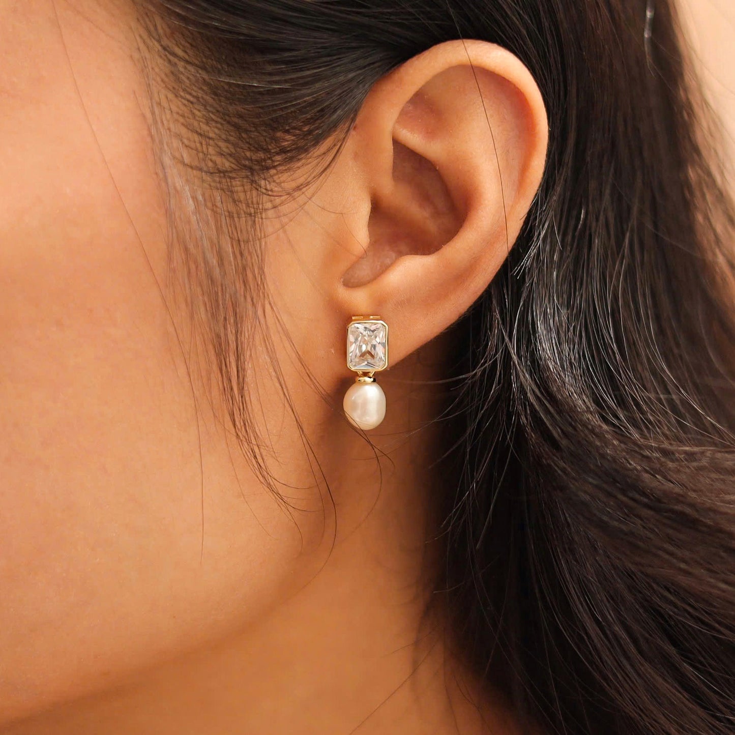 Square Stone With Pearl Earrings