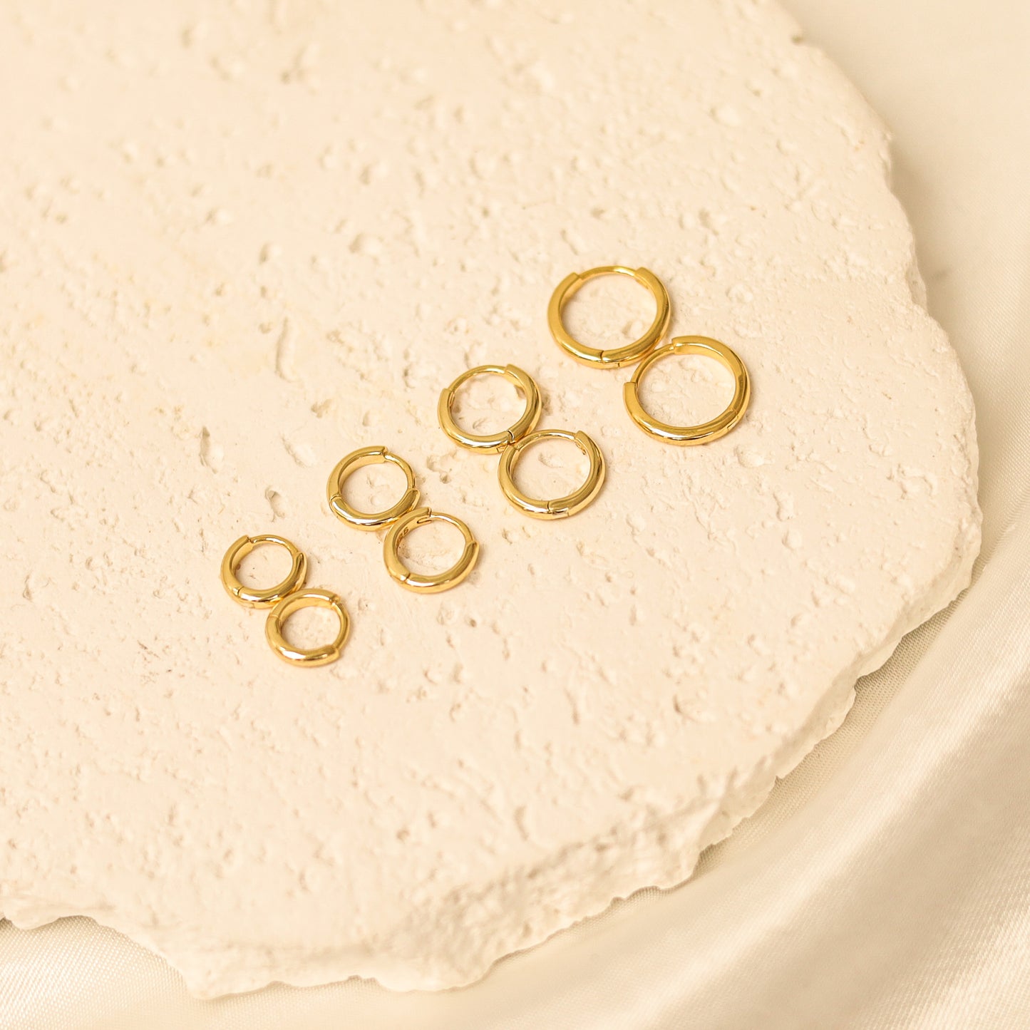 Minimalist Bold Hoop Earrings