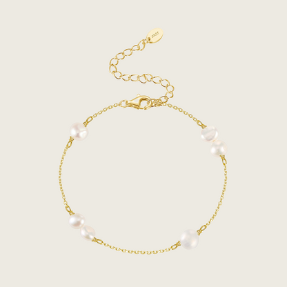 Dainty Pearl Bracelet
