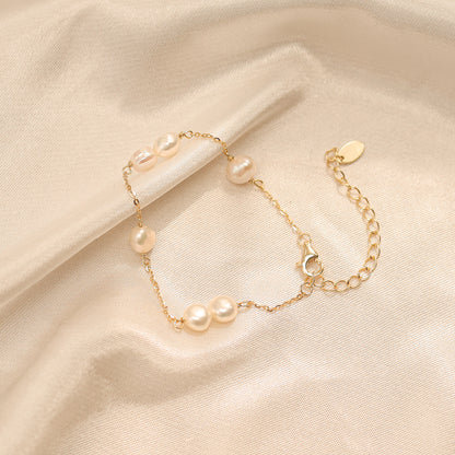 Dainty Pearl Bracelet