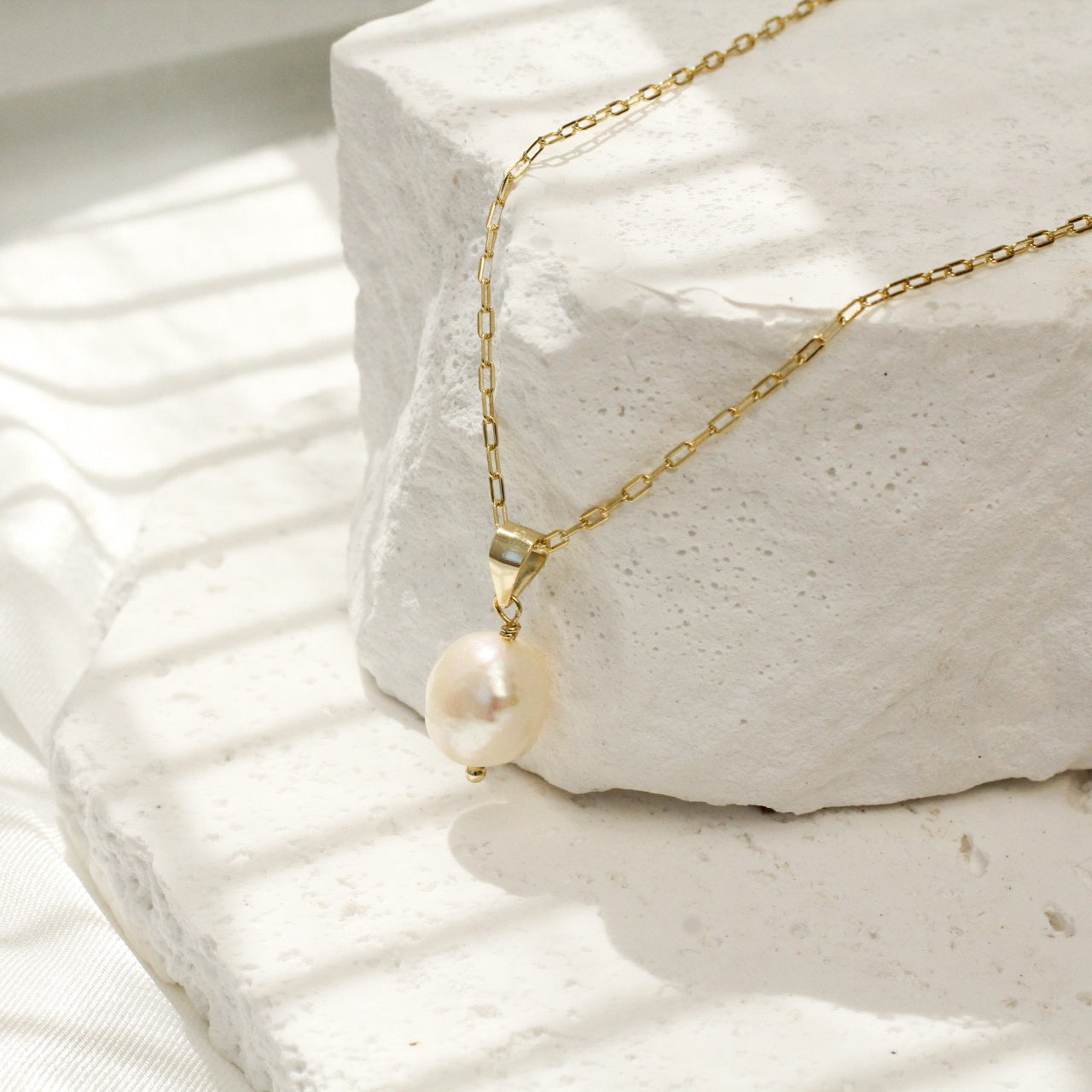 Baroque Pearl Drop Necklace