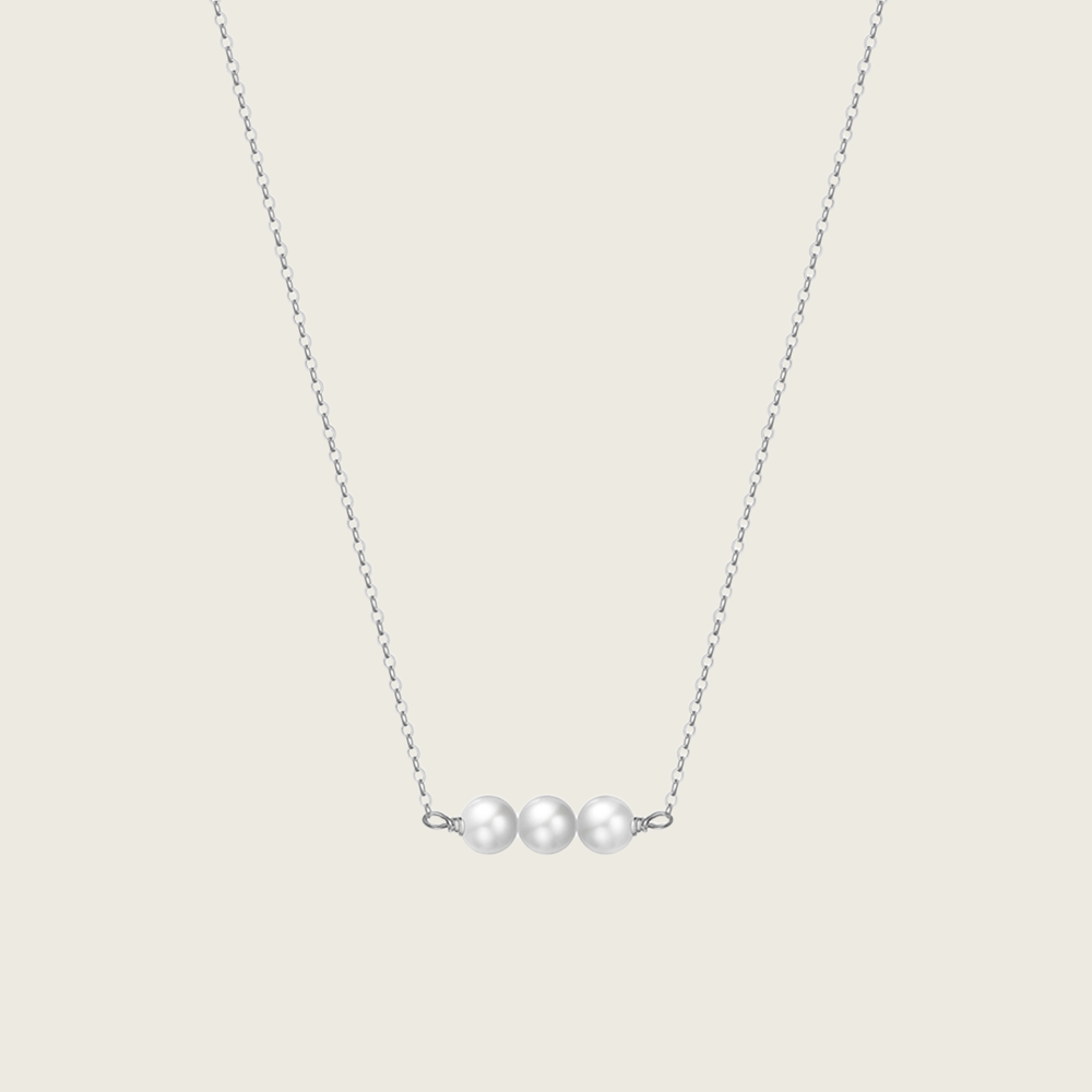 Triple Pearls Pendant Necklace
