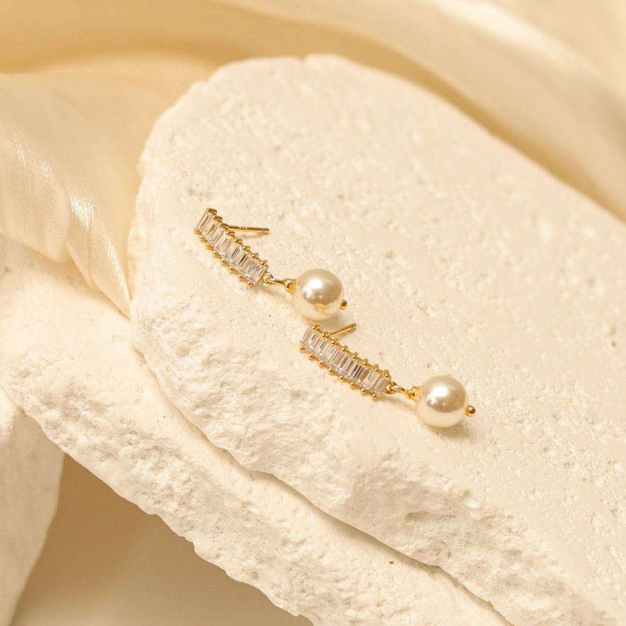 Pearl Dangle Earrings