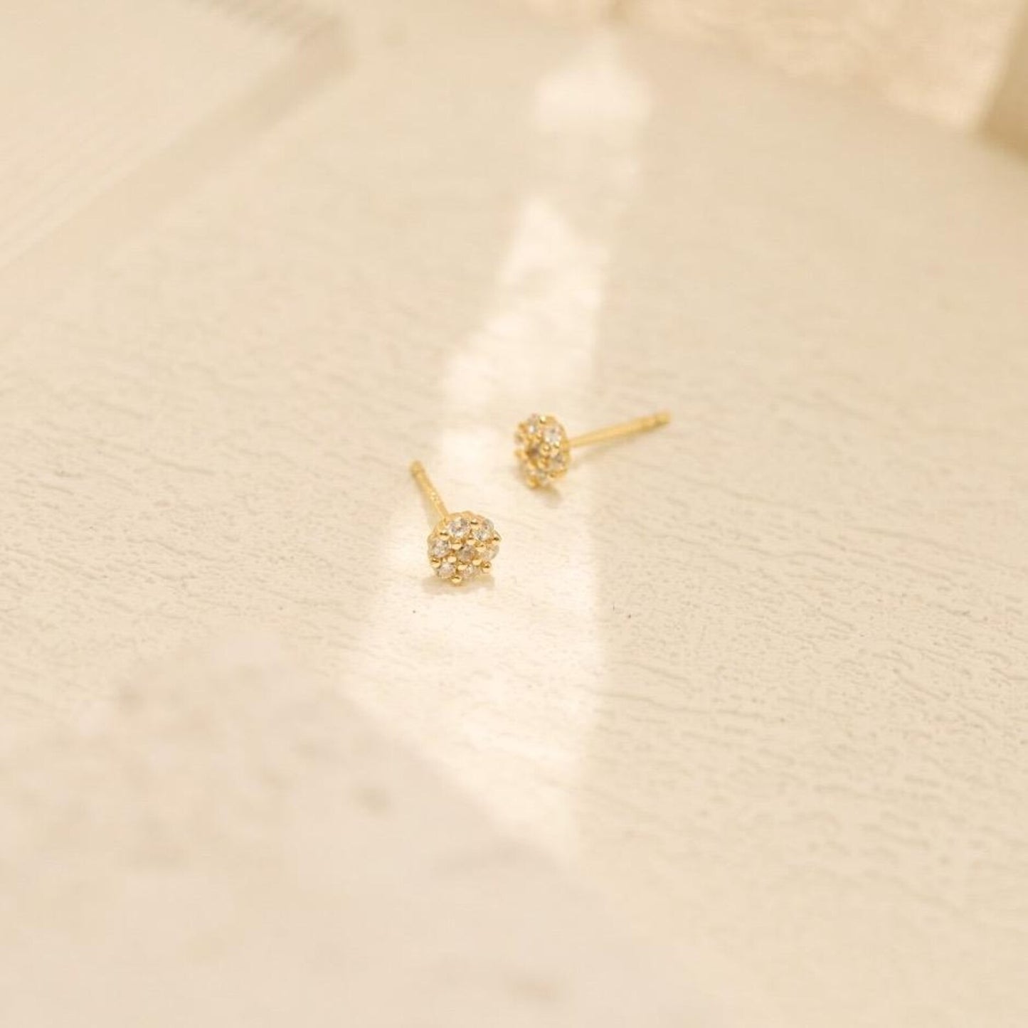 Dainty Flower Stone Earring Set